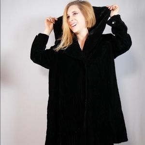 Volup Vintage Black Velvet Jacket
Green Lining Circa 1960s